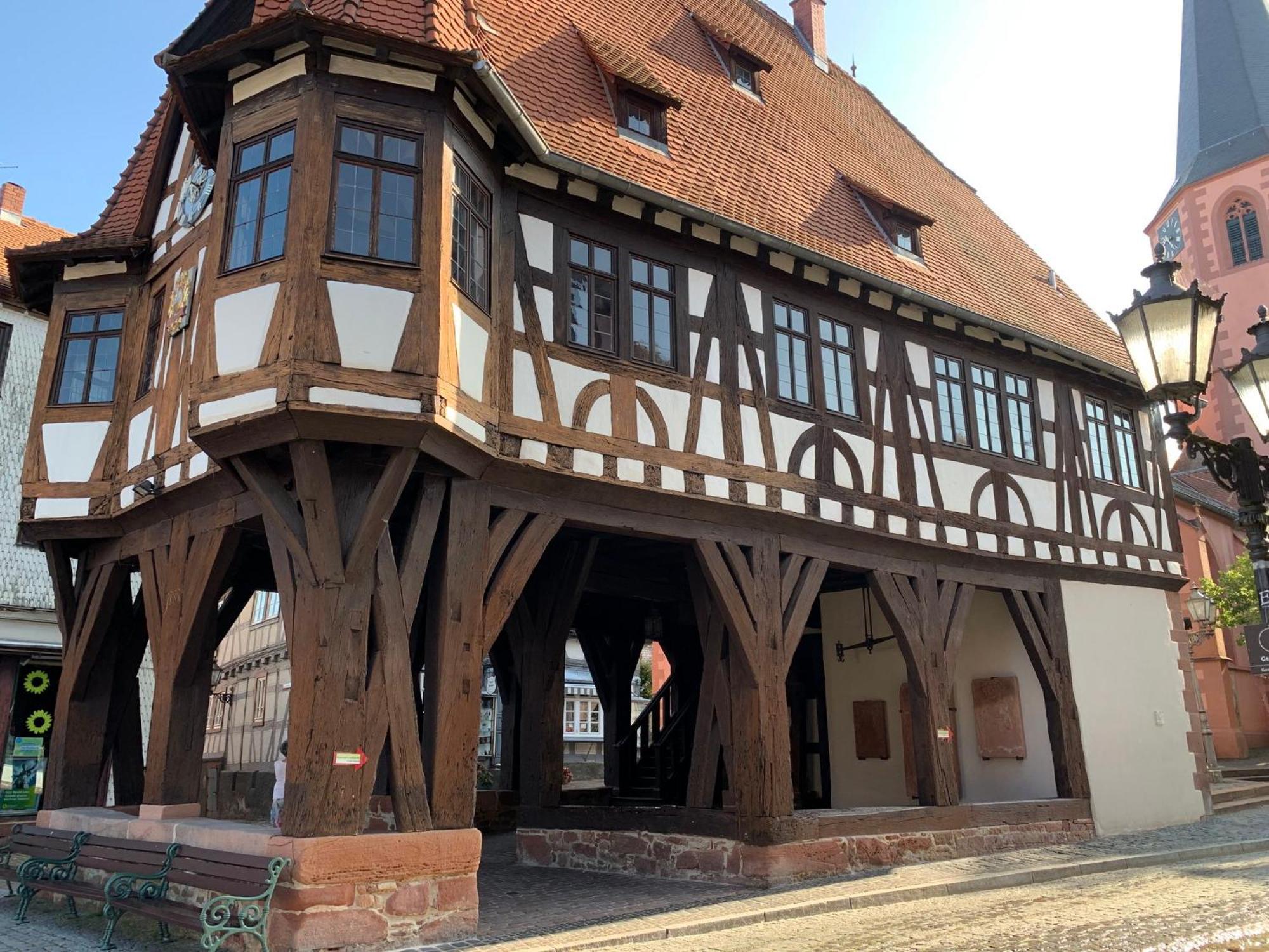 Apartment Am Historischen Rathaus Michelstadt Esterno foto
